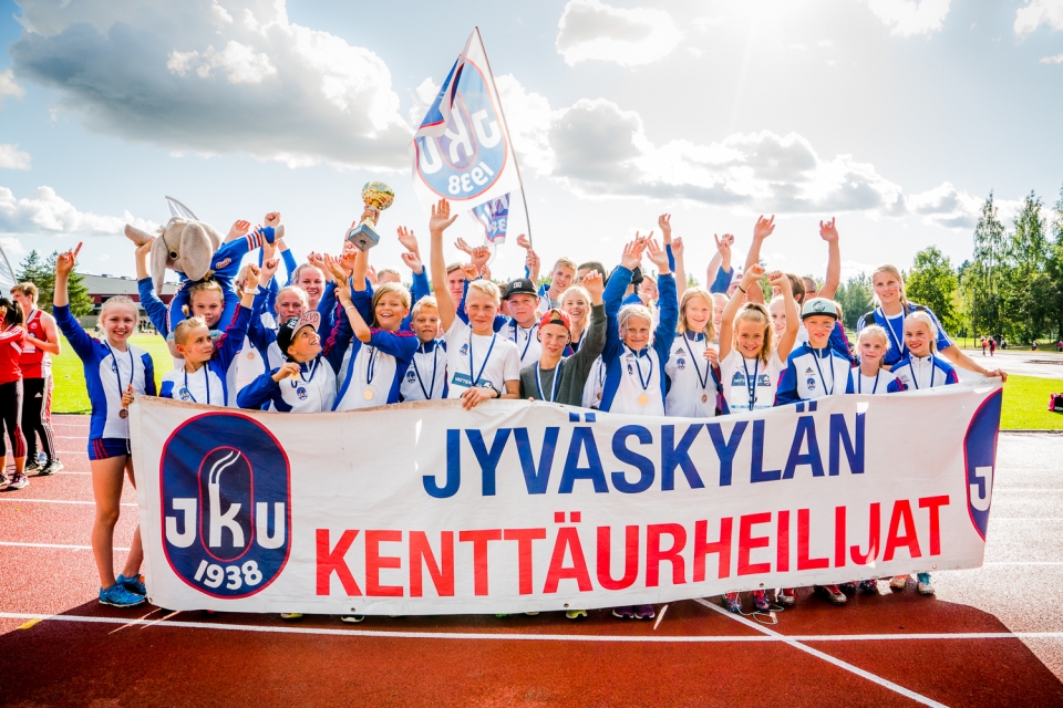 Jyväskylän_kenttäurheilijat.jpg Jyväskylän_kenttäurheilijat.jpg