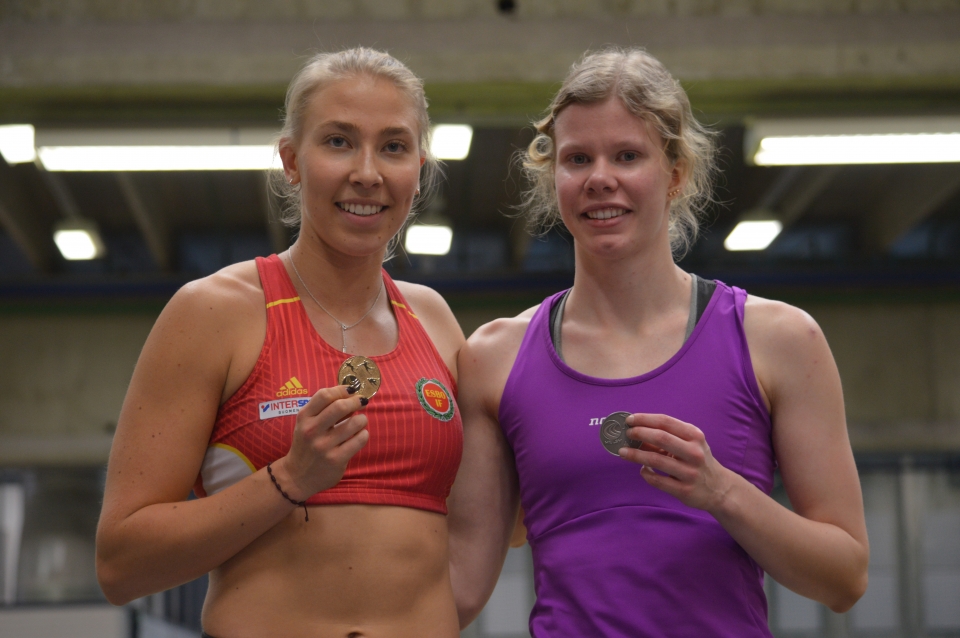 Jessica Rautelin ja Elina Kakko viisiottelun kärkikaksikko Myllypurossa 2018 rautelin_ja_kakko.jpg