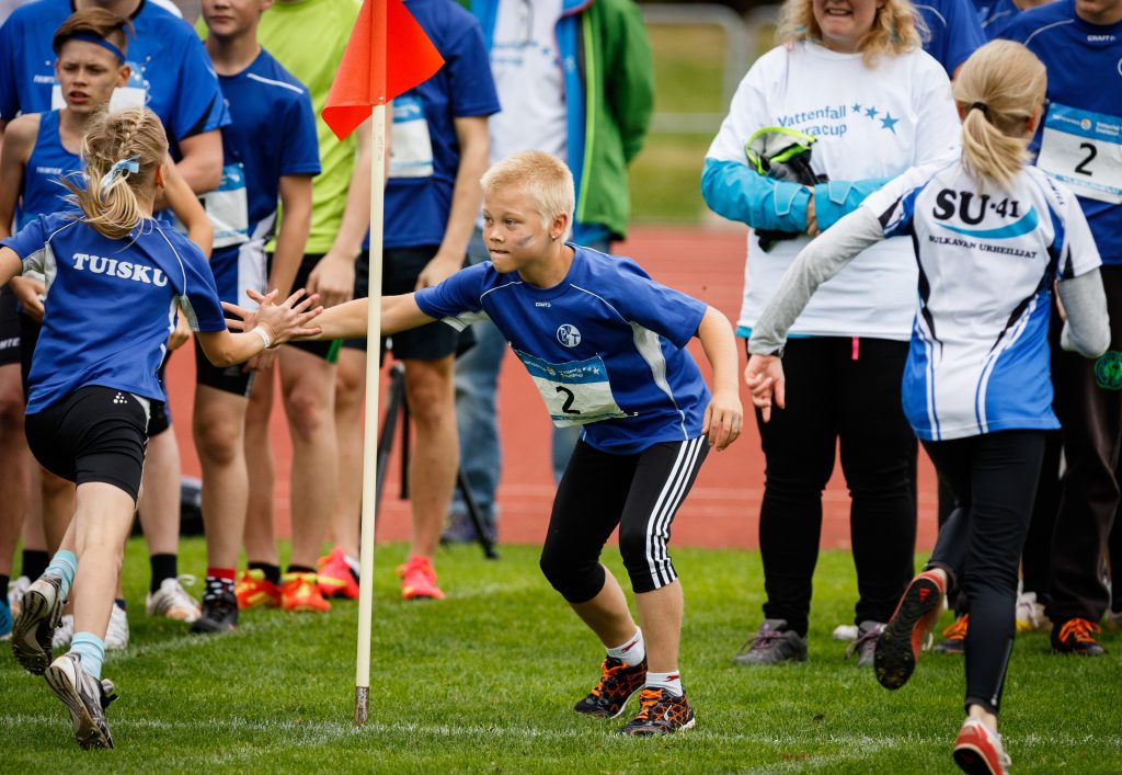 ”Vain Maamme-laulun esittäjä puuttuu”