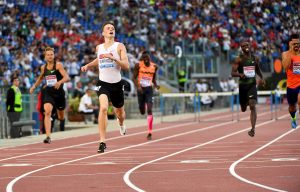 Warholm loi hurmoksen ja hävisi