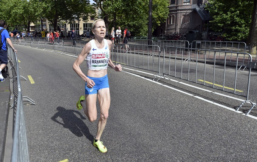 Manninen ennätysvauhdissa New Yorkin maratonilla