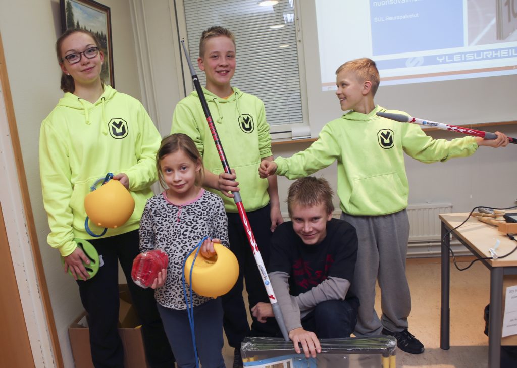 Vesannon Urheilijoiden lasten kisoissa on meininkiä