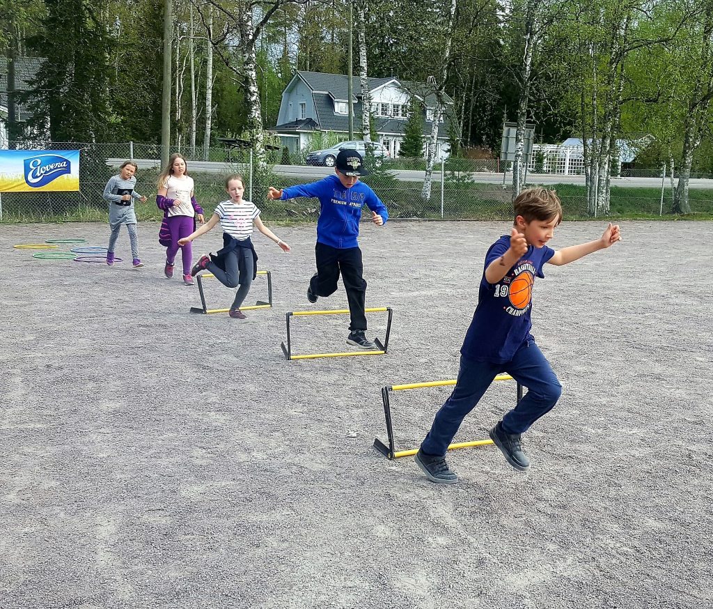 Ohkolan koululla iloittiin Elovena Voimapäivästä