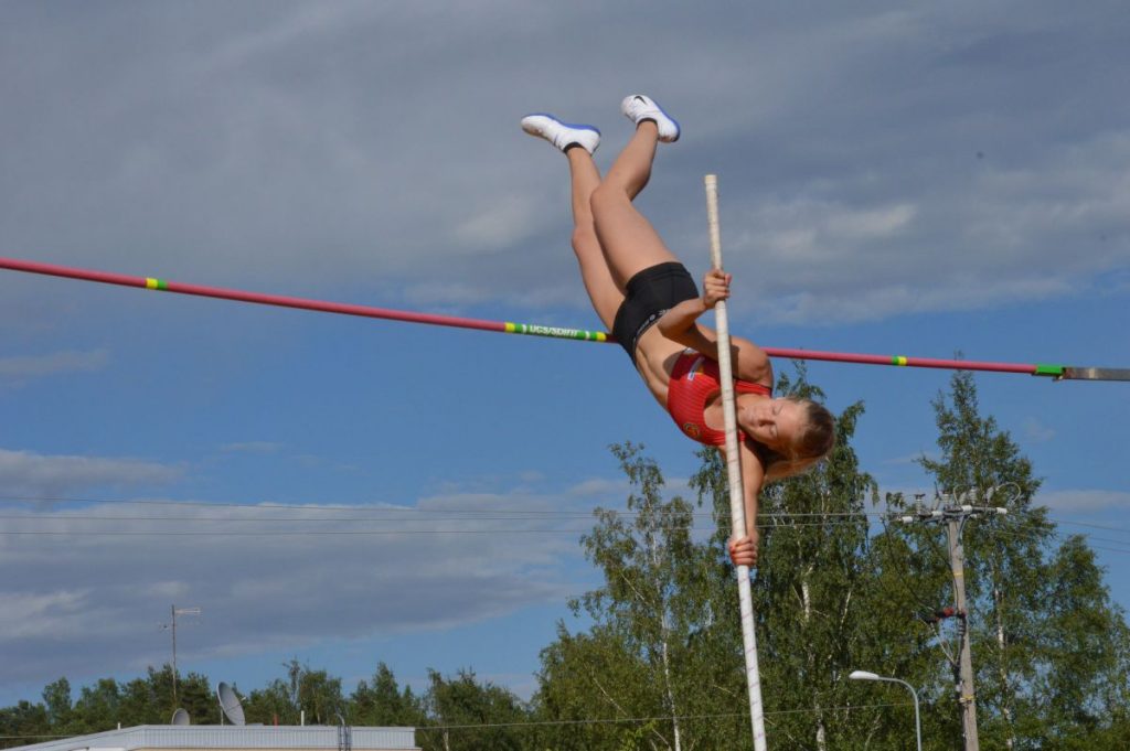 Saga Andersson ylitti 17-vuotiaiden maailman kärkituloksen