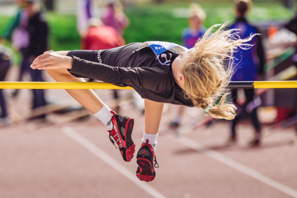 Helle helli urheilijoita Mikkelin ja Saarijärven Seuracup-kilpailuissa