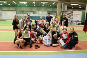 Viipurin Urheilijoiden Silja Seurakisoissa on iloinen meininki