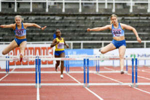 Laura Loponen ja Essi Niskala