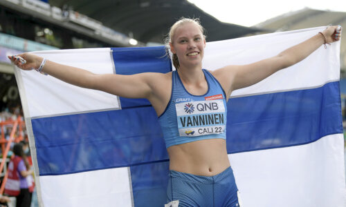 Käy äänestämässä – Saga Vanninen ja Topi Parviainen ehdolla EA:n Tulevaisuuden tähti -äänestyksessä